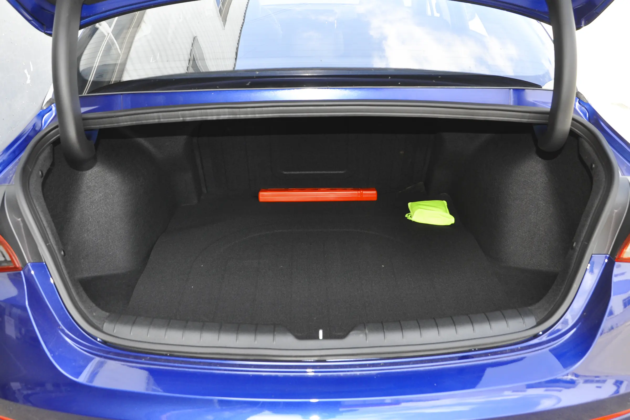 Kia K5 2021 space-4